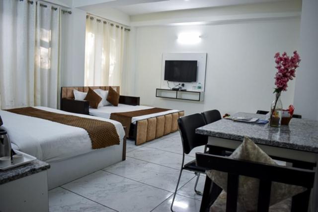 The Ivory Pine Bed & Breakfast Shimla