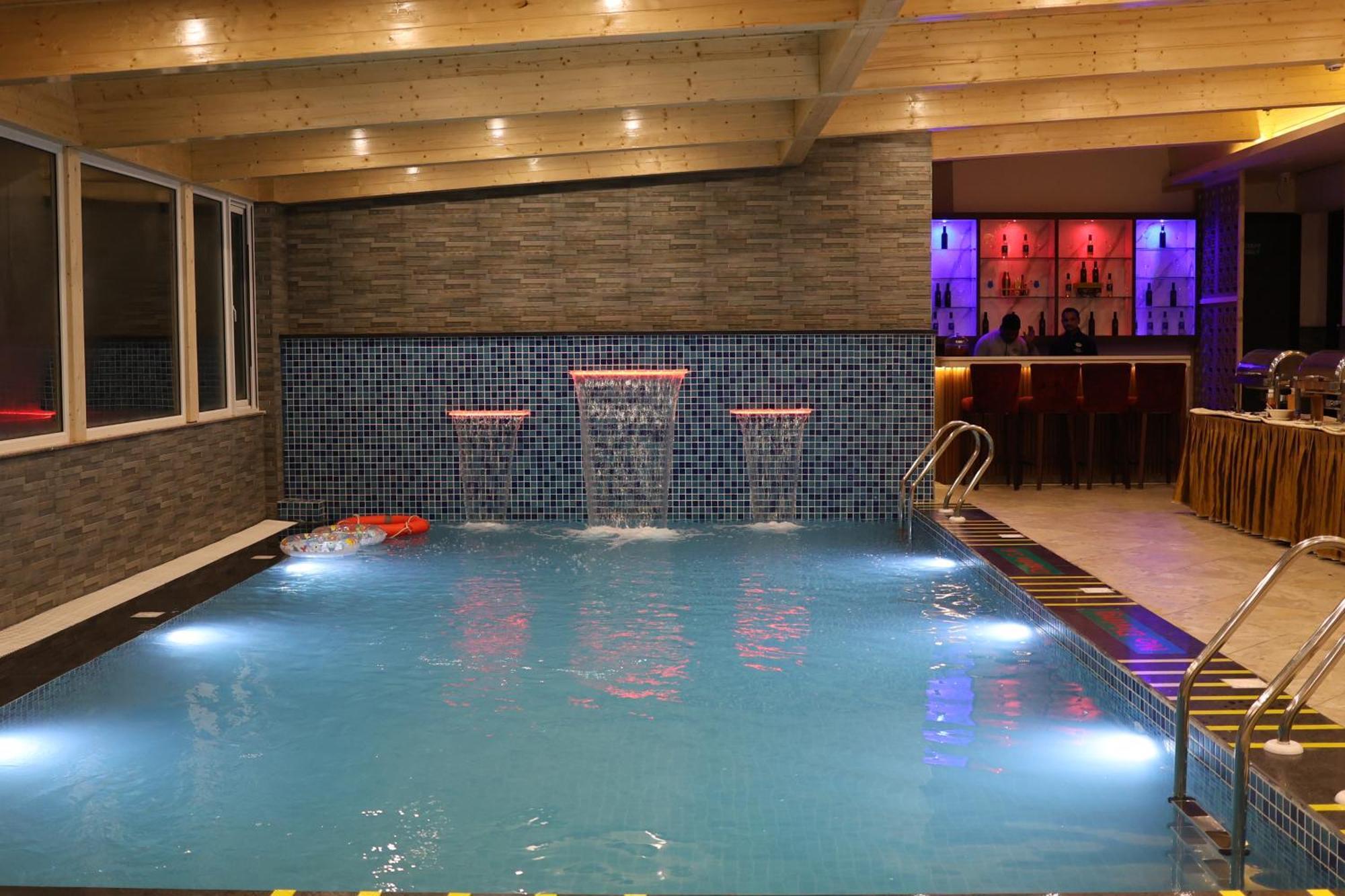 Resort Marigold Sarovar Portico Shimla