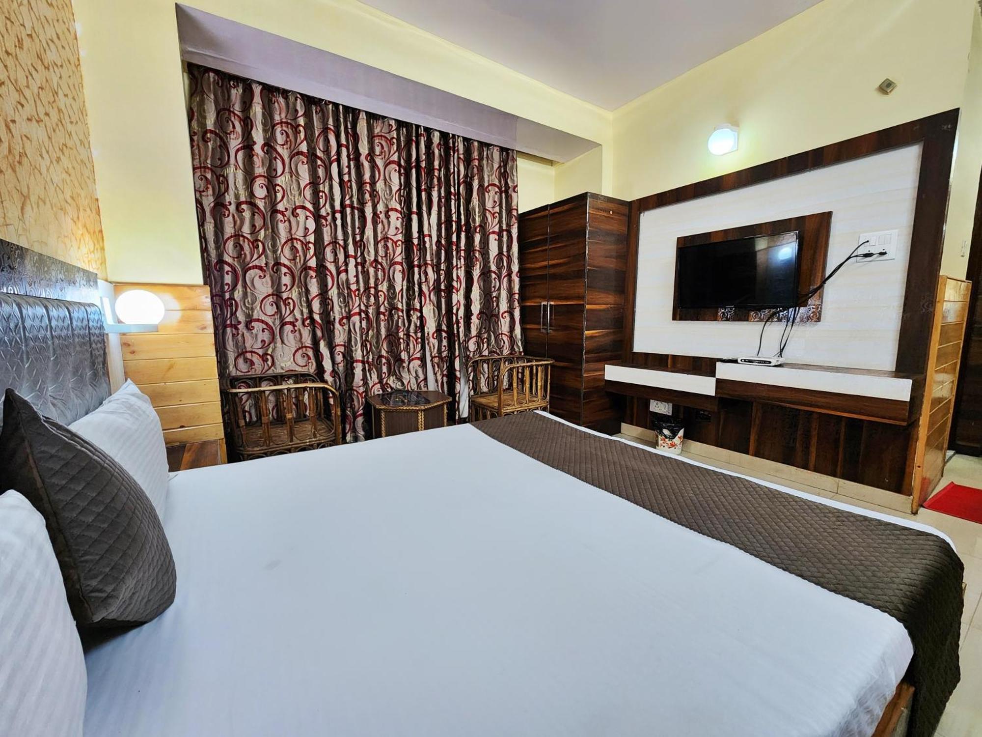 Taj Palace Near Mall Road Hotel Shimla