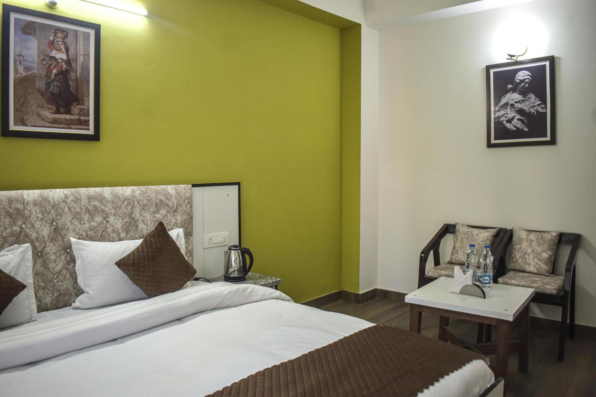 Bed & Breakfast The Ivory Pine Shimla