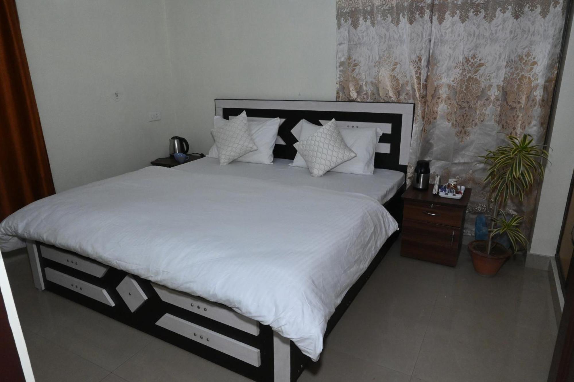 Bed & Breakfast Om Niwas Shimla