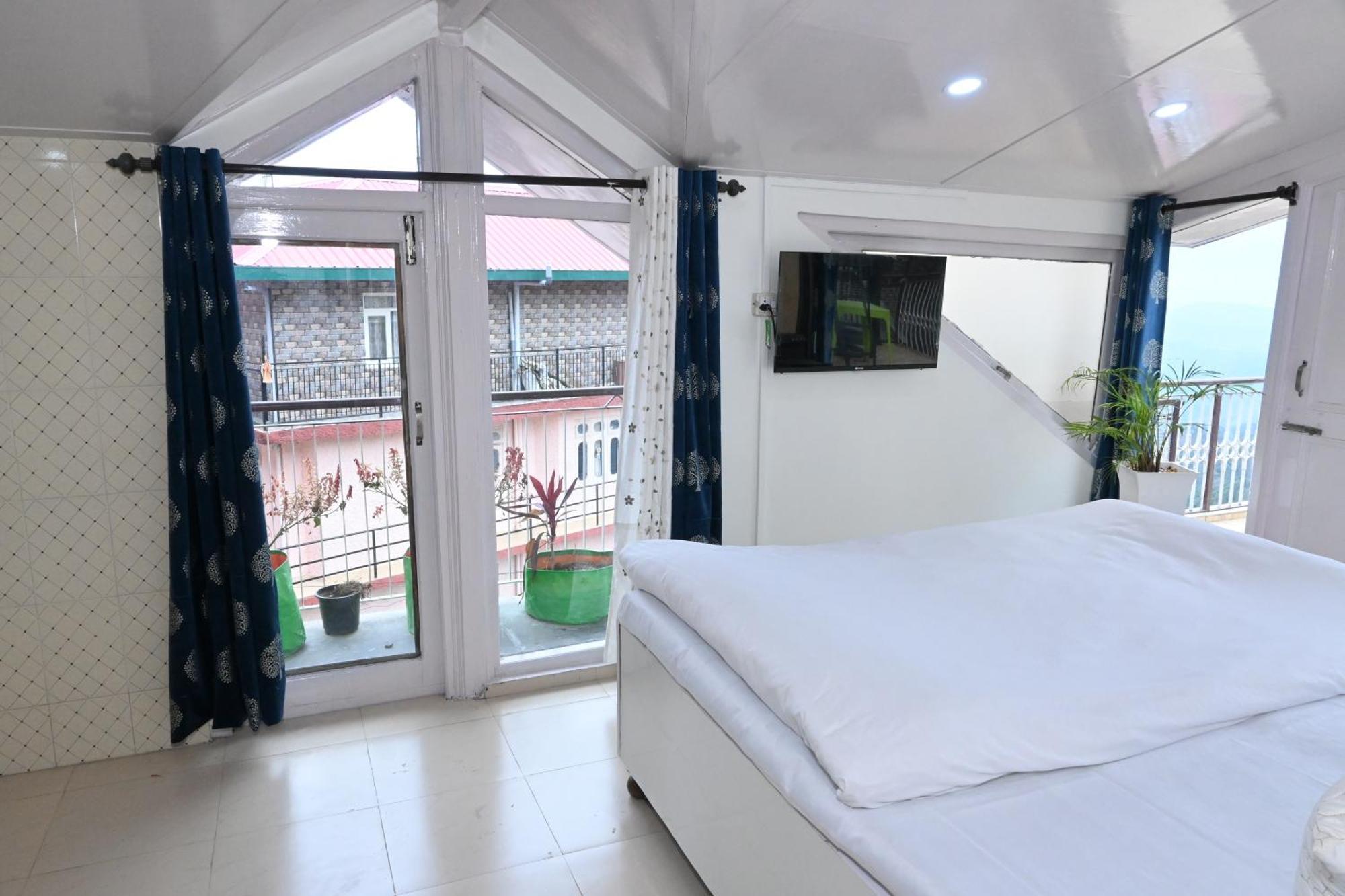 Bed & Breakfast Om Niwas Shimla