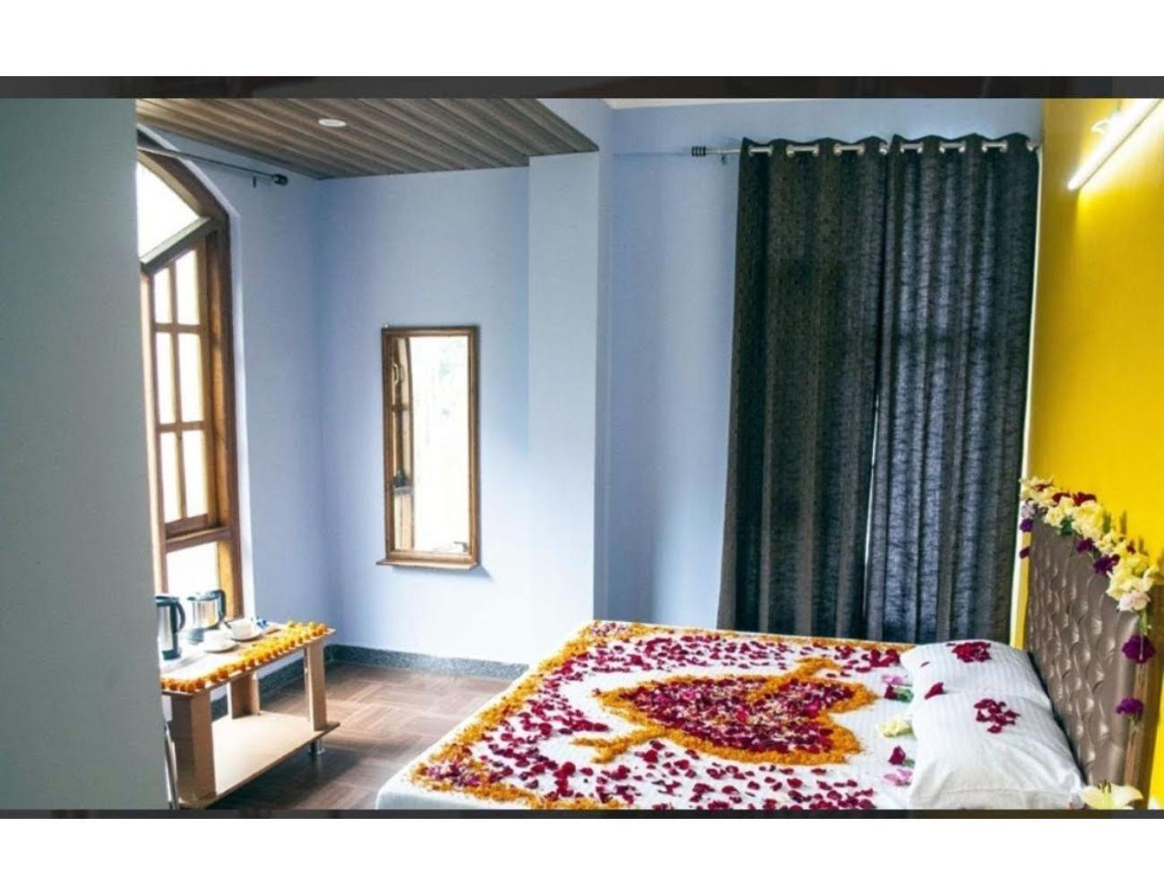 Hotel Divine Hills Shimla Shimla