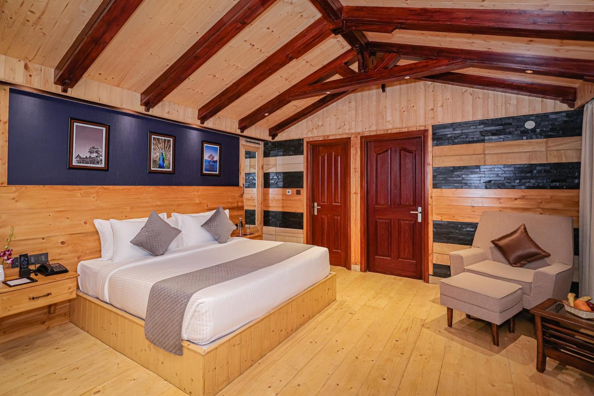 Hotel Regenta Mars Valley View Shoghi 3*