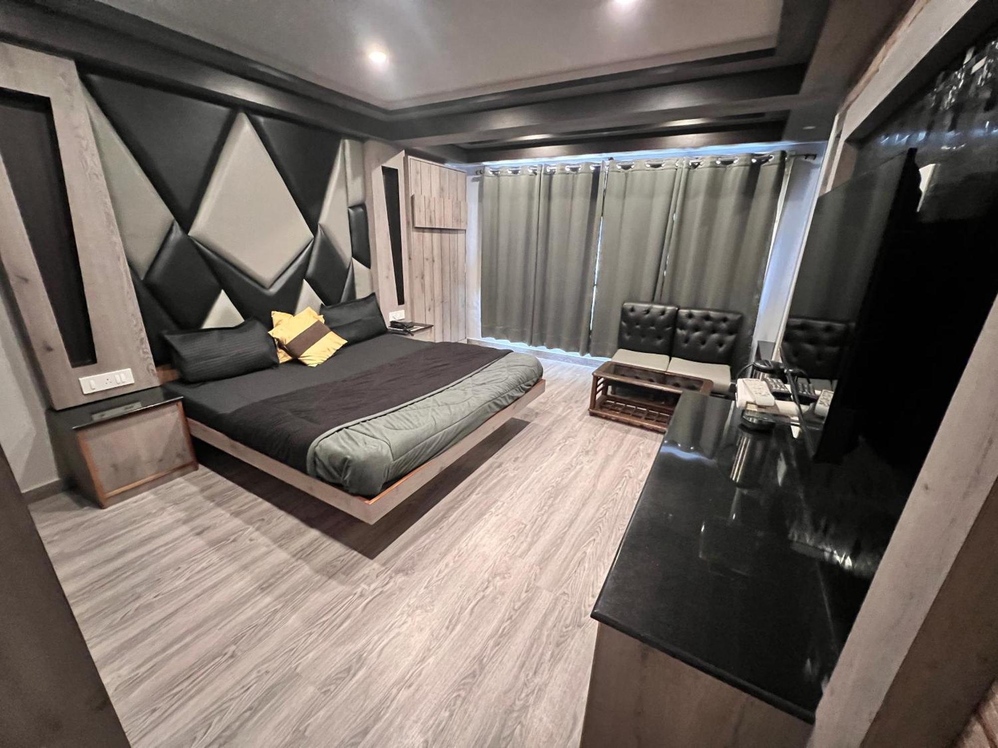 Hotel Victory 4*