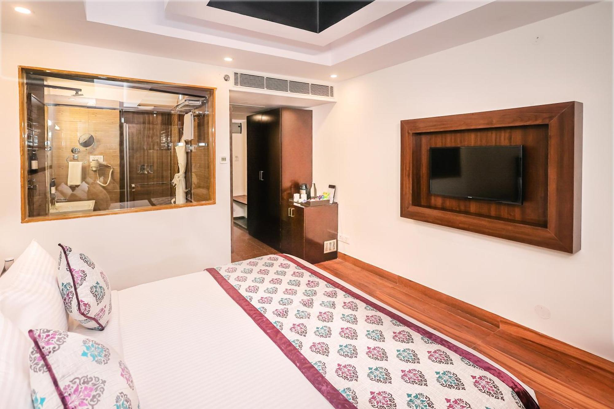 Hotel Regenta Mars Valley View Shoghi 3*