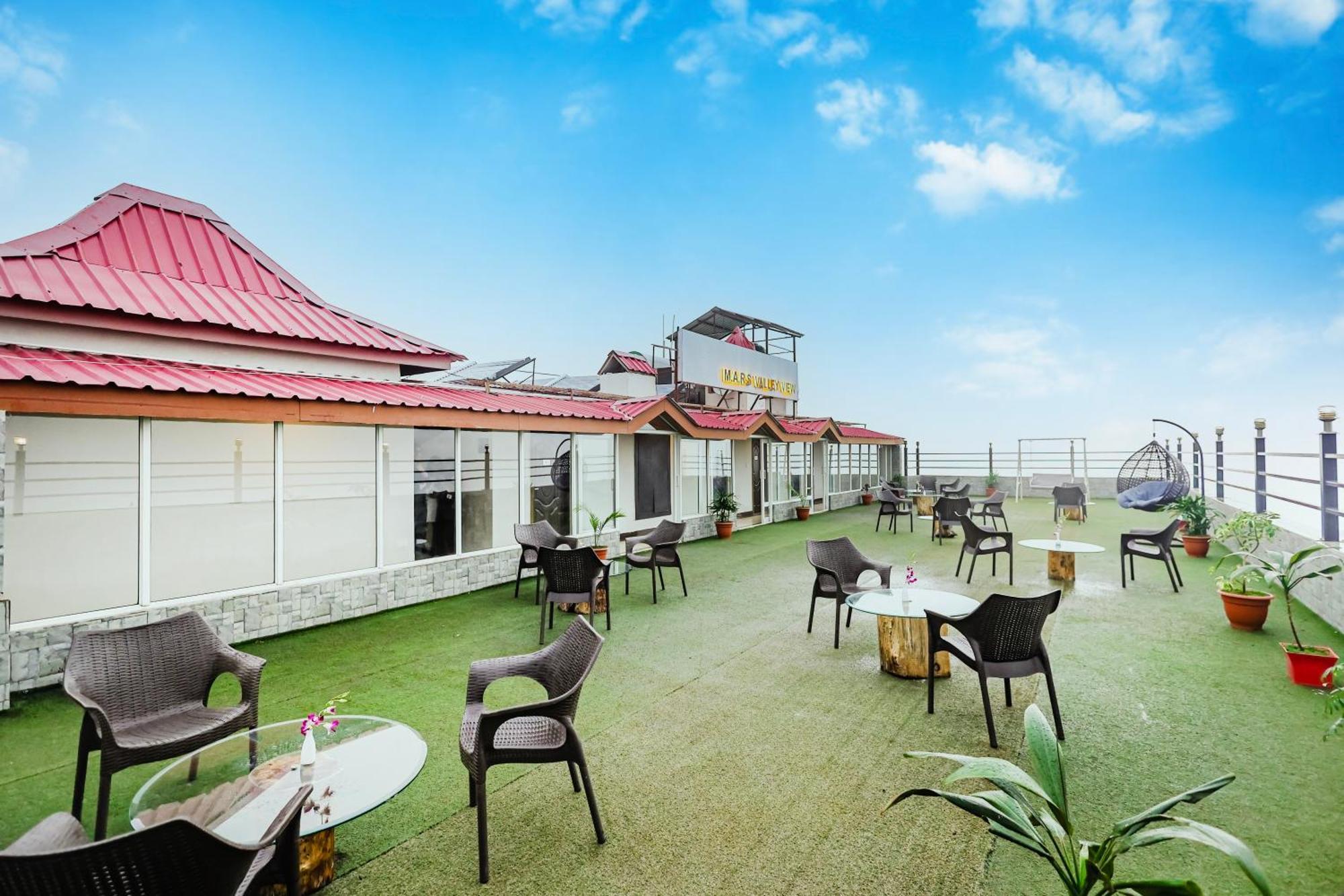 Regenta Mars Valley View Shoghi Hotel
