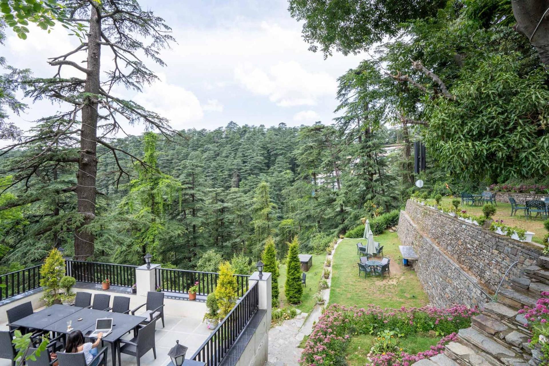 Stayvista At Pine Estate With Outdoor Jacuzzi