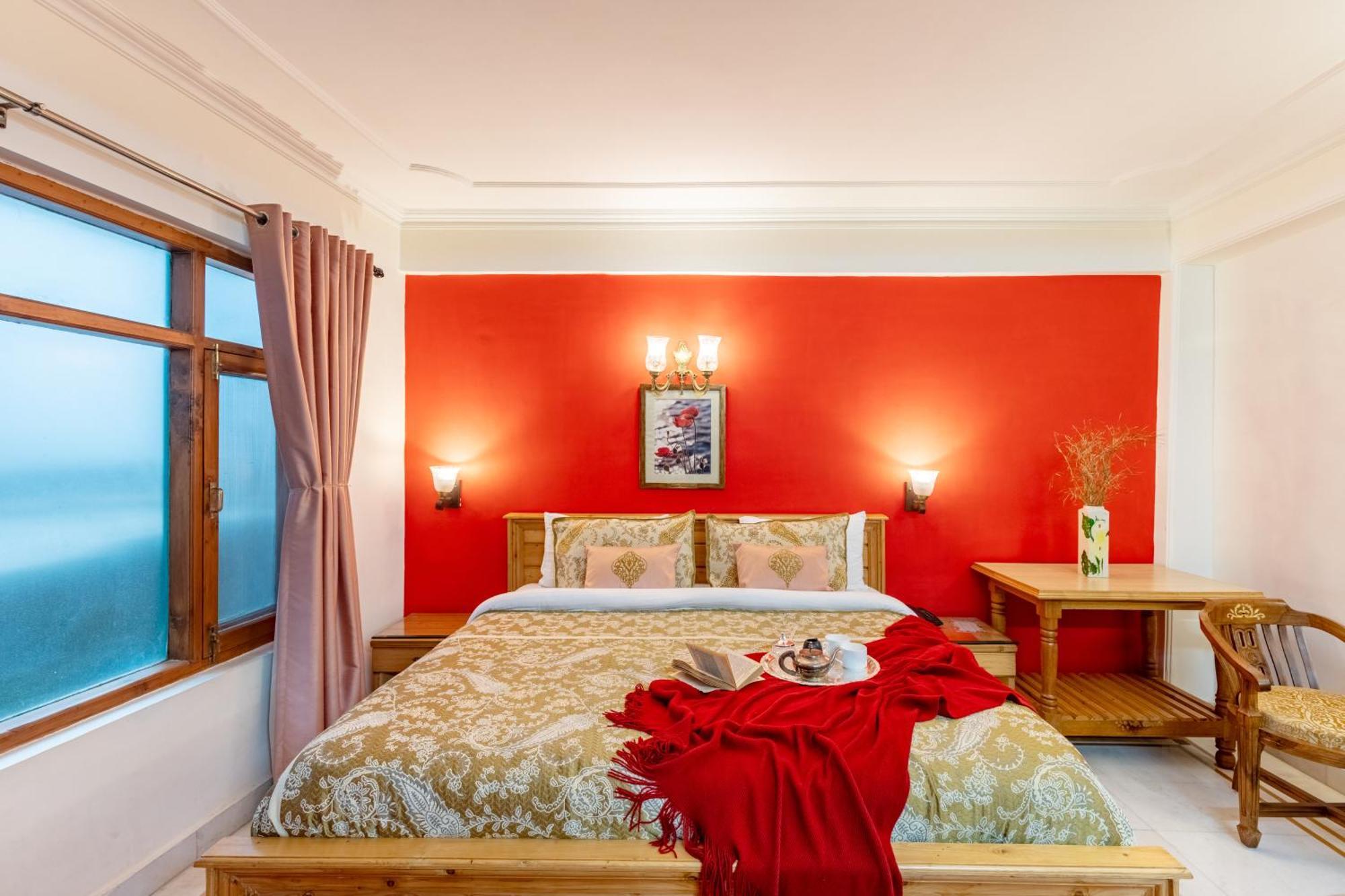 Alaya 5 Bhk With Hill View - Meridian Oak Villa *