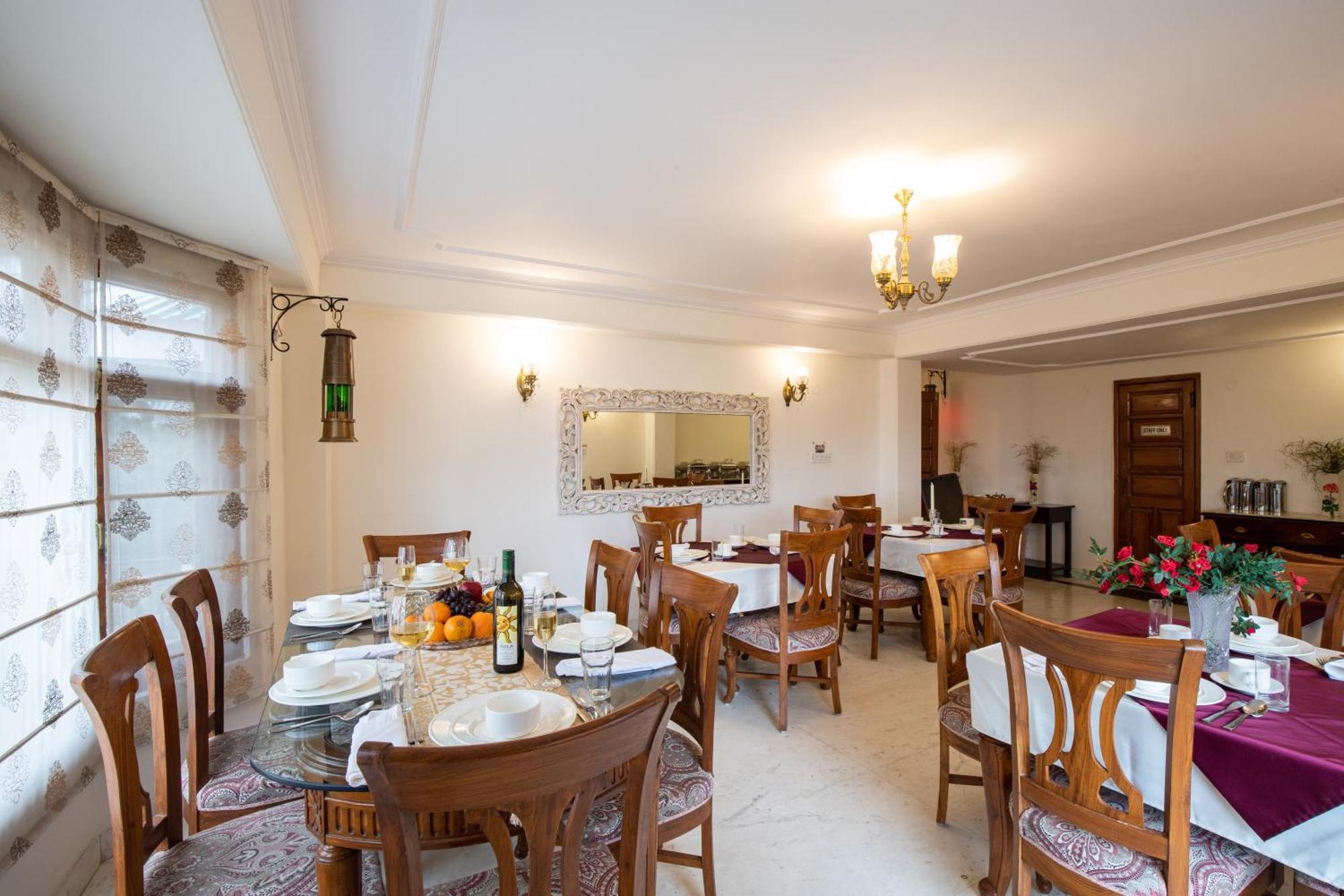 Villa Alaya 5 Bhk With Hill View - Meridian Oak