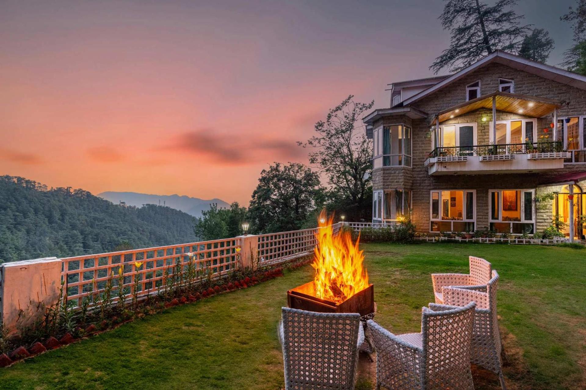Villa Stayvista At Manor Shimla