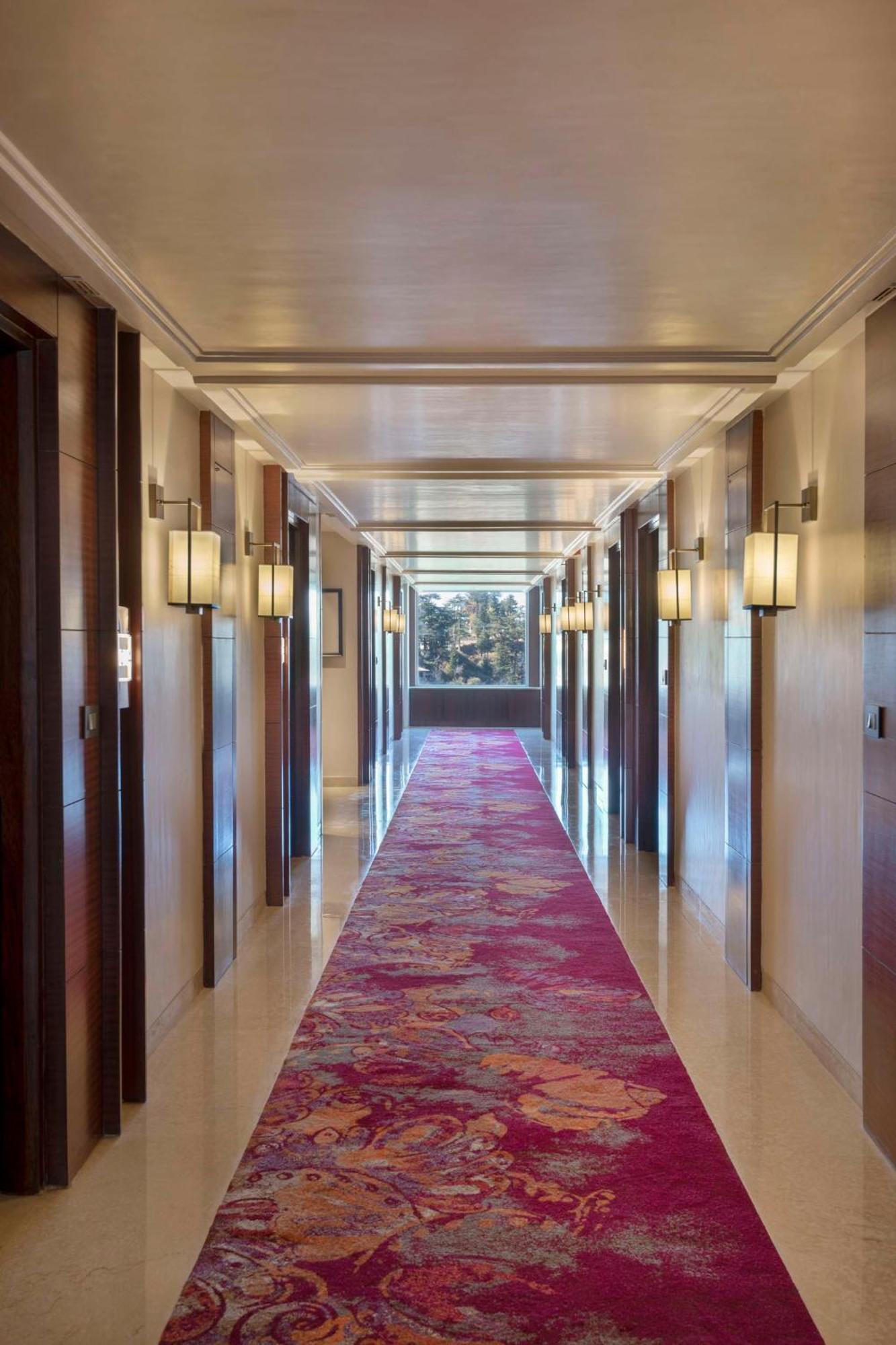 Hotel Radisson Kufri Shimla