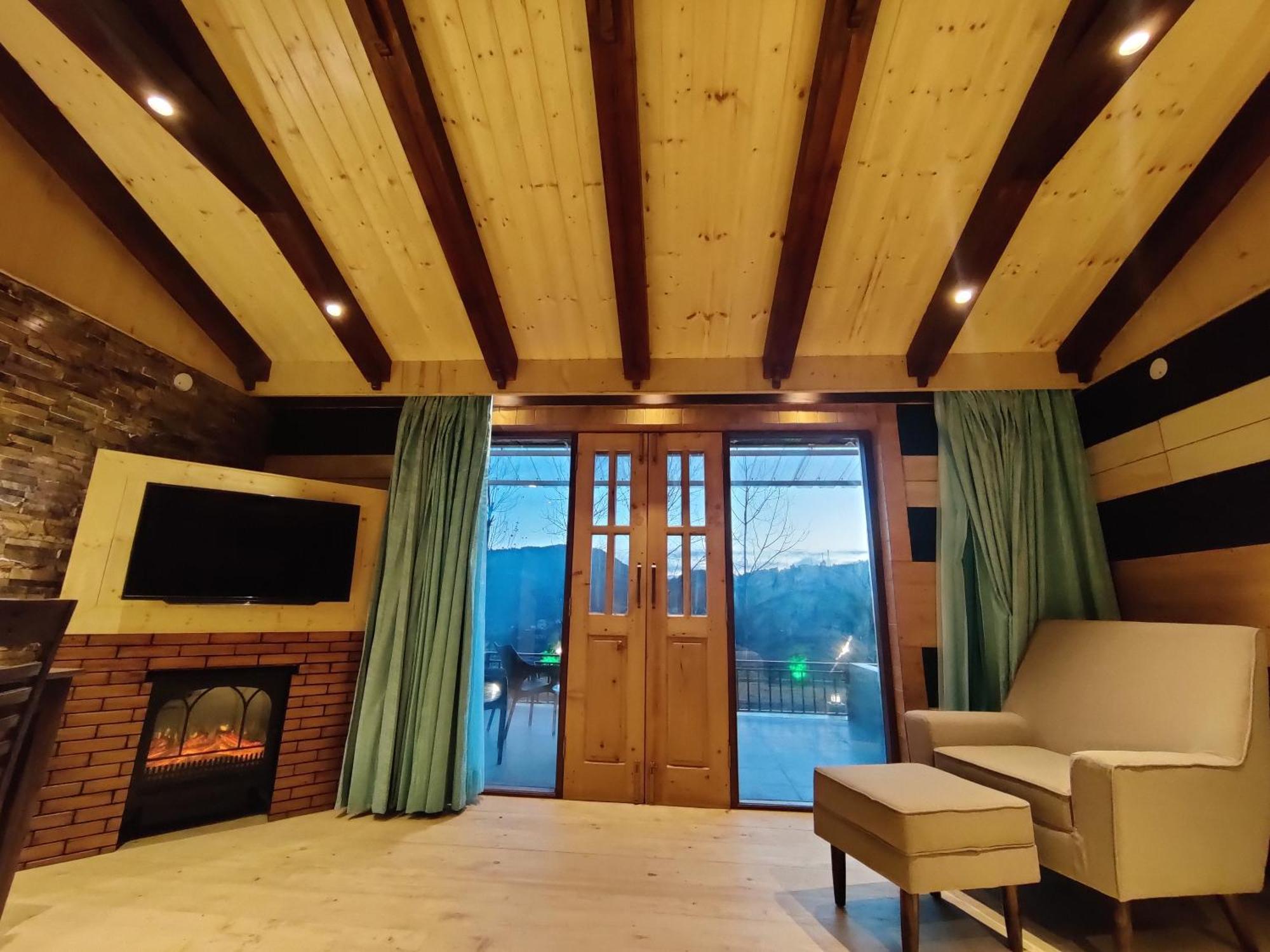 Regenta Mars Valley View Shoghi