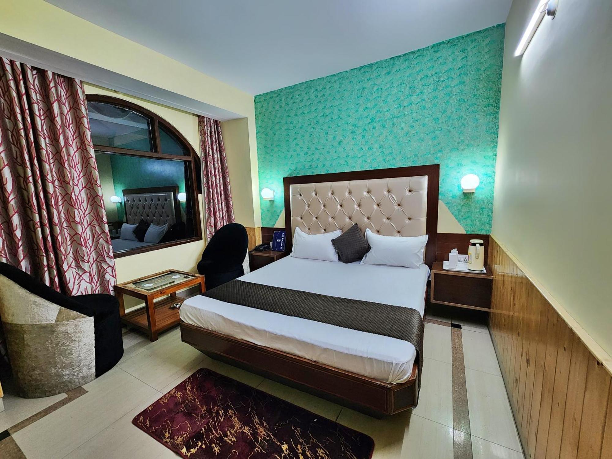Hotel Taj Palace Near Mall Road Shimla
