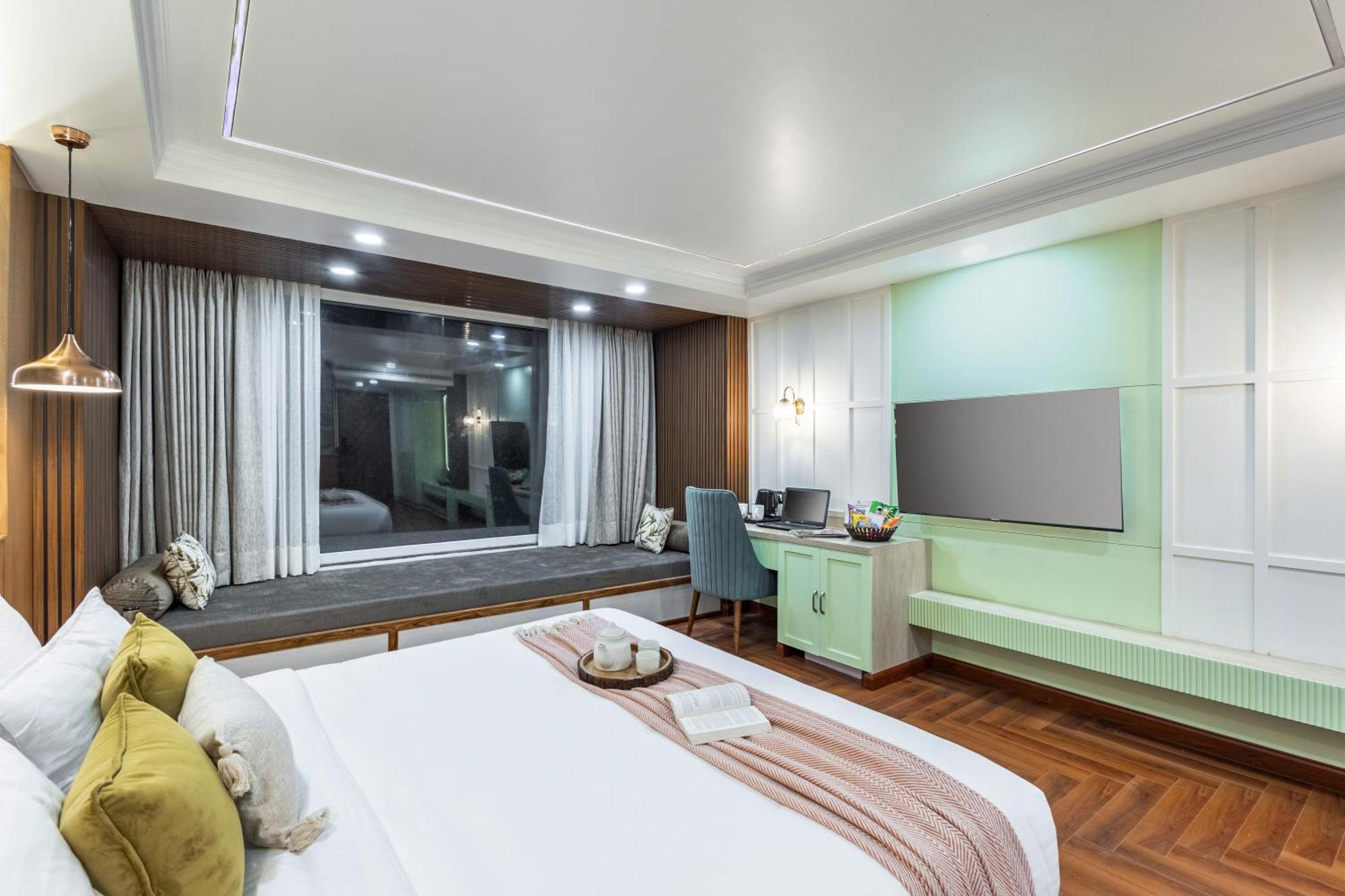 Alaya 3bhk With Garden -evaara Woods Ridge Apartment