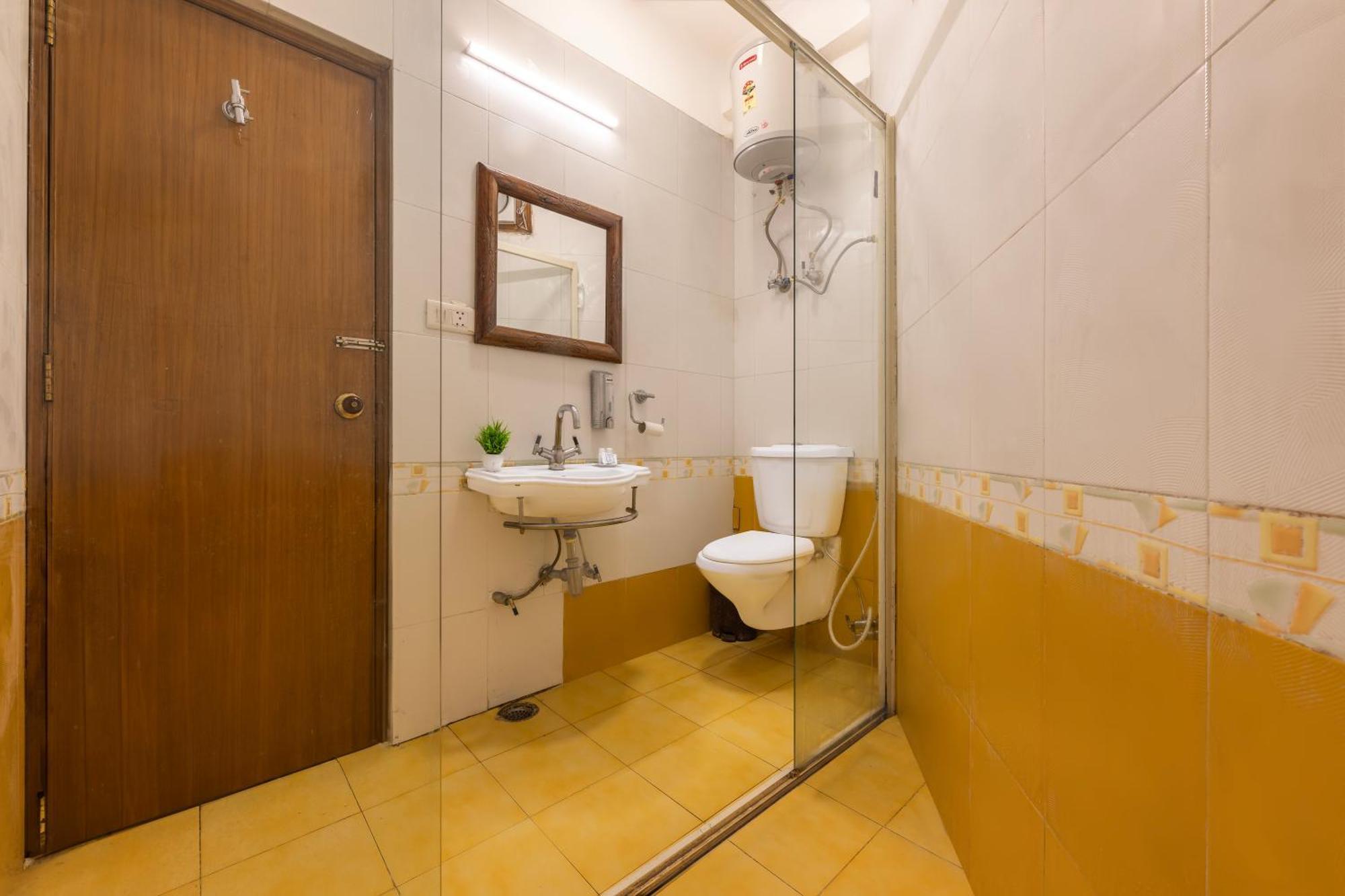 Wingait - Near Mall Road Hotel 3*