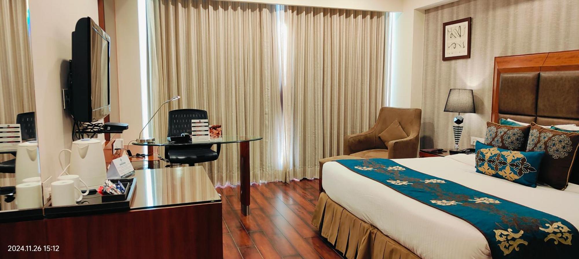 Hotel Marina- First Designer Boutique 4*