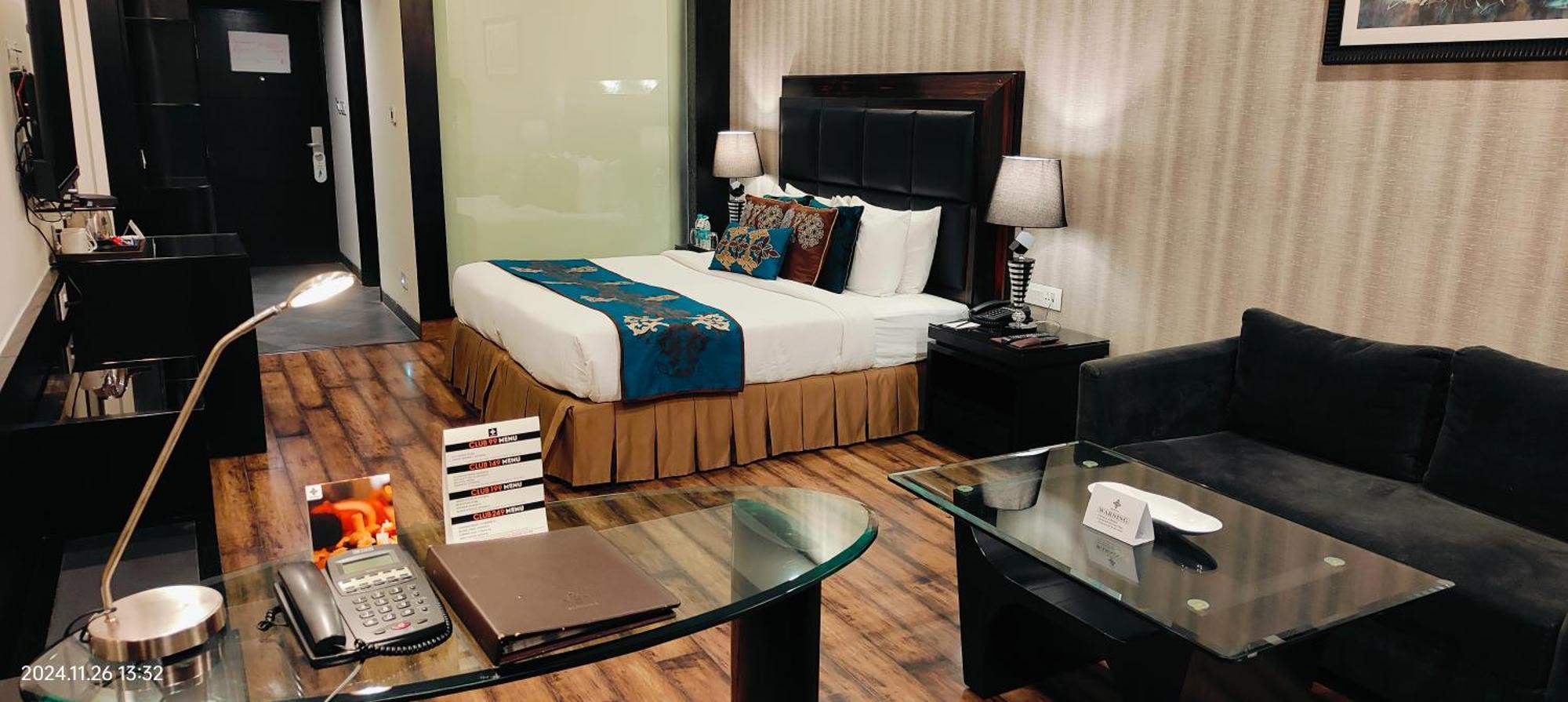 Hotel Marina- First Designer Boutique