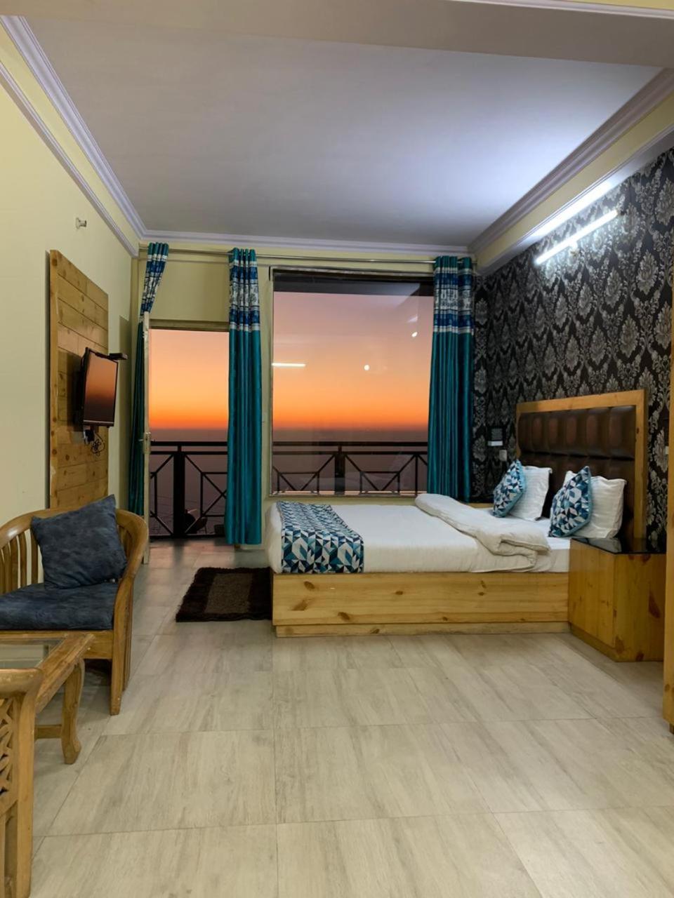 Hill View Bed & Breakfast Shimla
