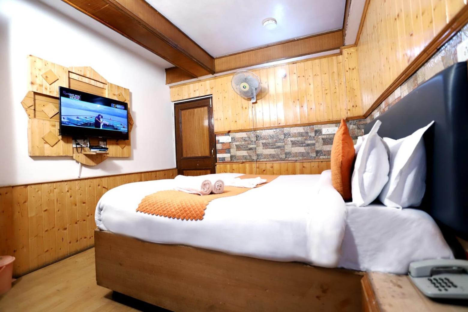 Oak View Hotel 3*