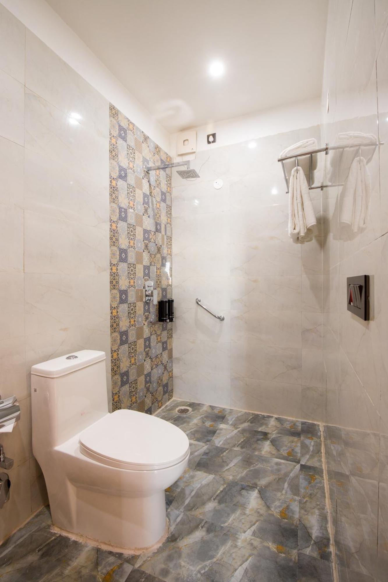 Alaya Lafu House Latibule 2 Bhk With Garden * Shimla