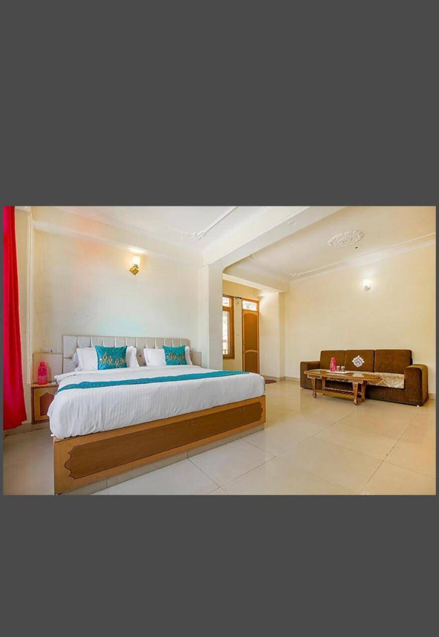 Hotel Avon