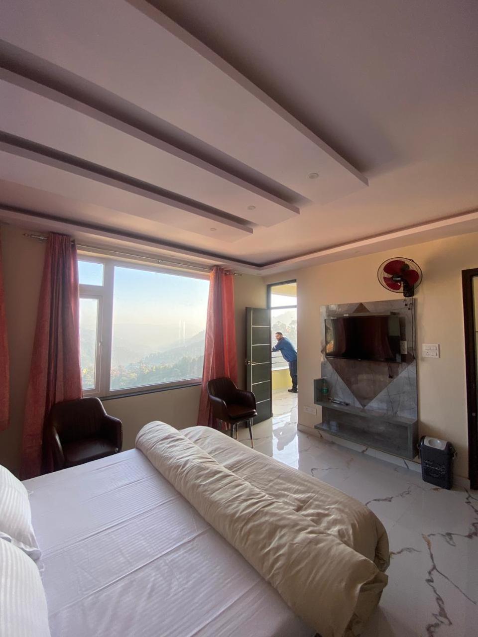 Hotel Harmony Heights 3*