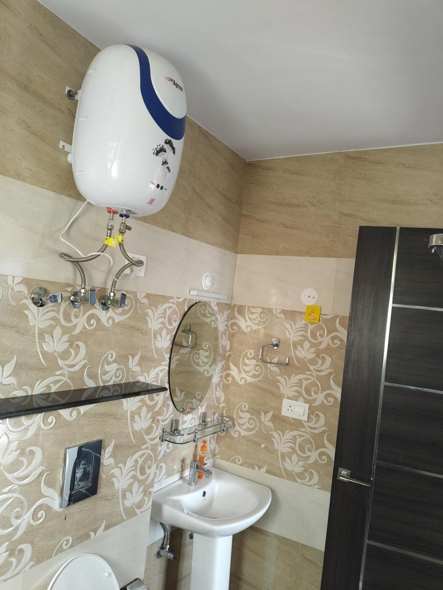 Harmony Heights Hotel 3*