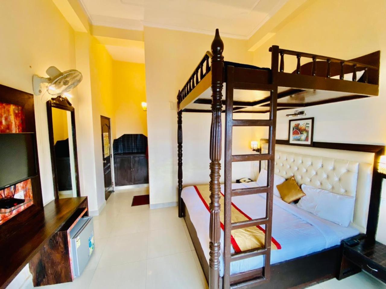 Aachman Regency With Rooftop Terrace Shimla