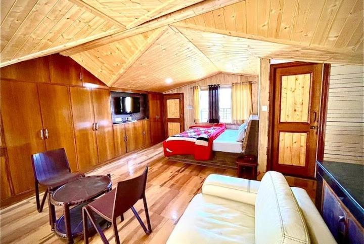 Hotel Oak View Shimla