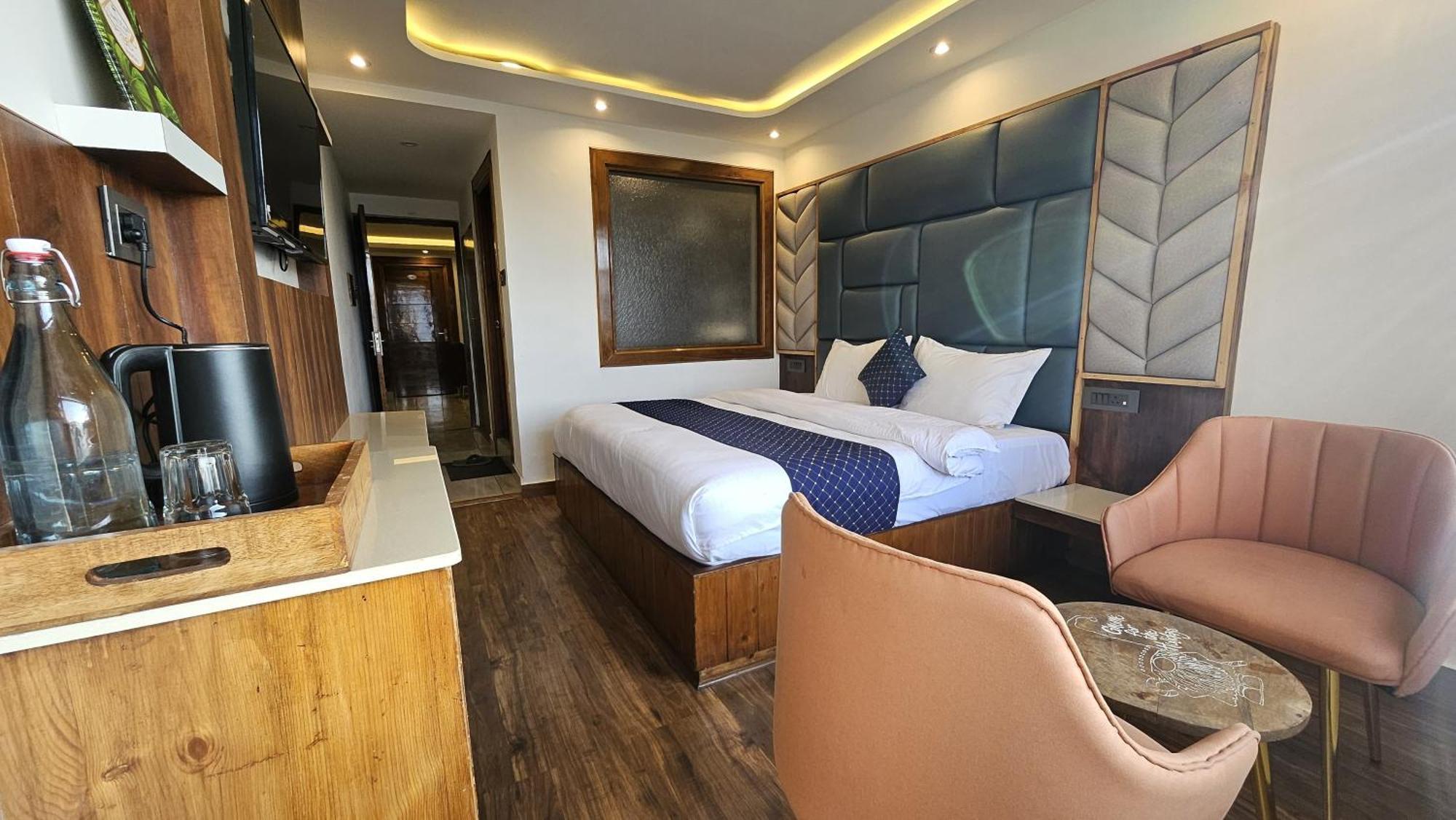 The Vista - Royale Near Mall Road Free Pickup From Railway Station 4* Shimla
