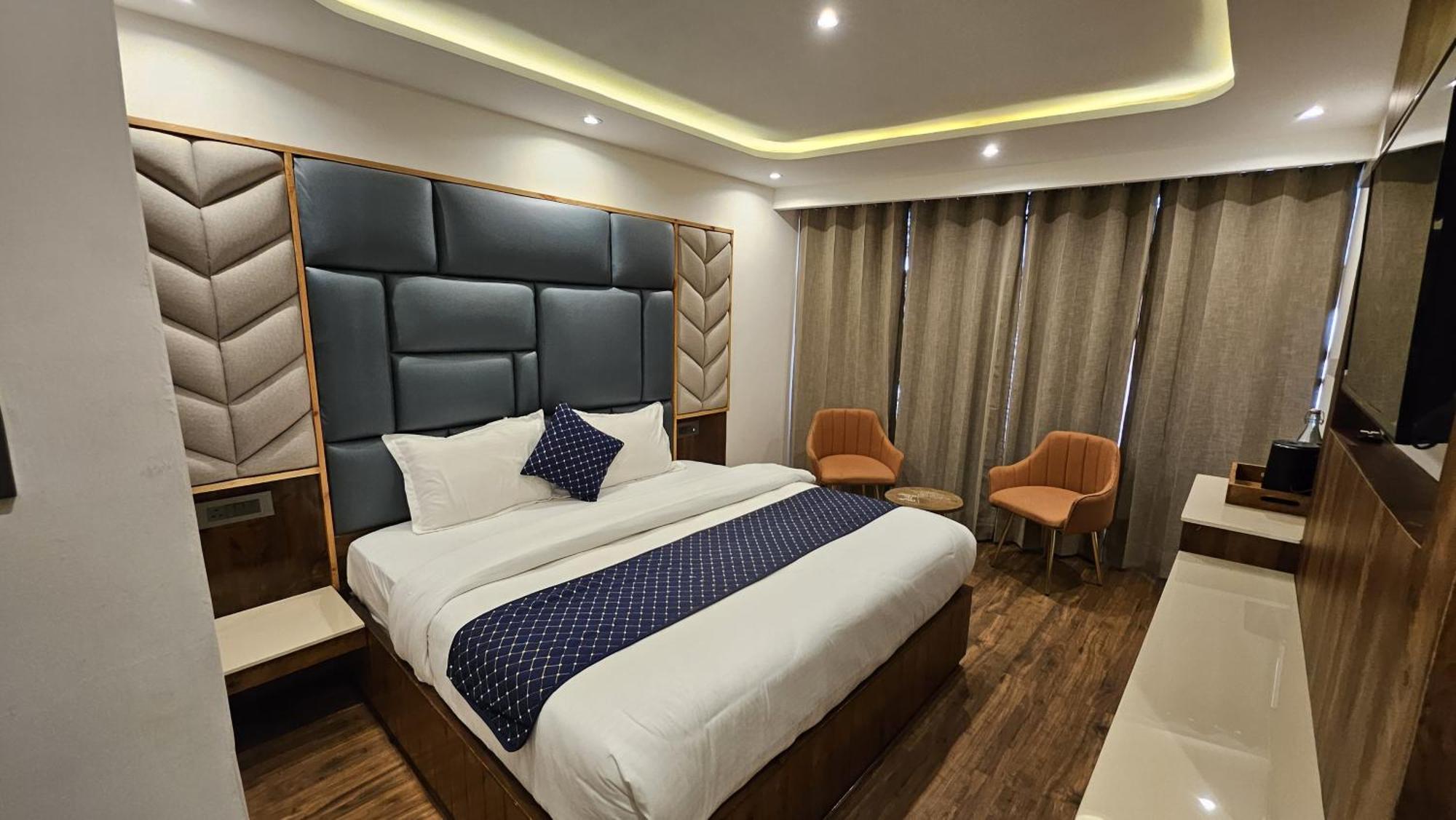 The Vista - Royale Near Mall Road Free Pickup From Railway Station 4* Shimla
