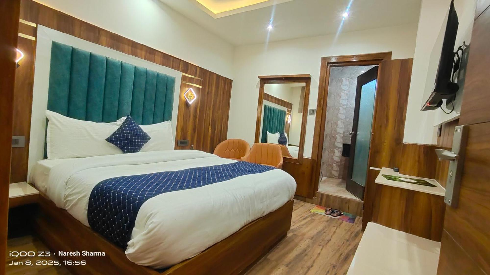 The Vista - Royale Near Mall Road Free Pickup From Railway Station Hotel Shimla