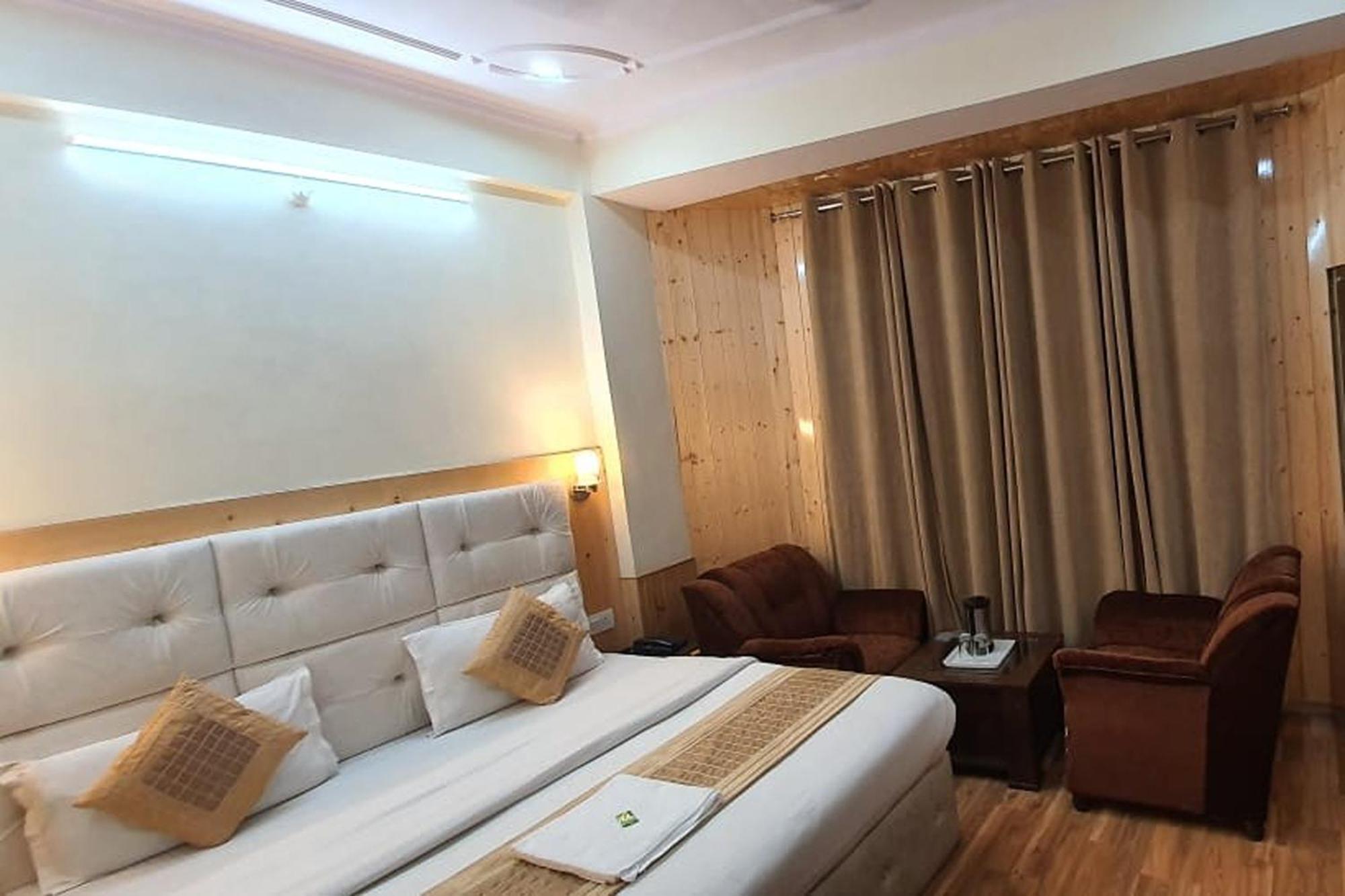 The Royal Vista 2*