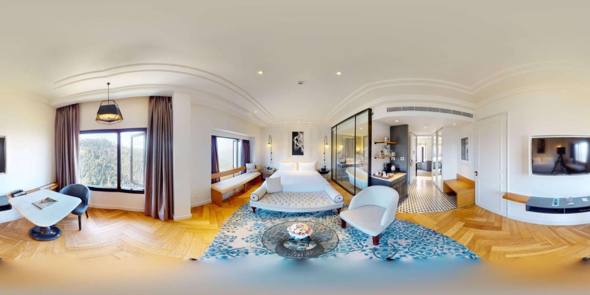 Radisson Hotel