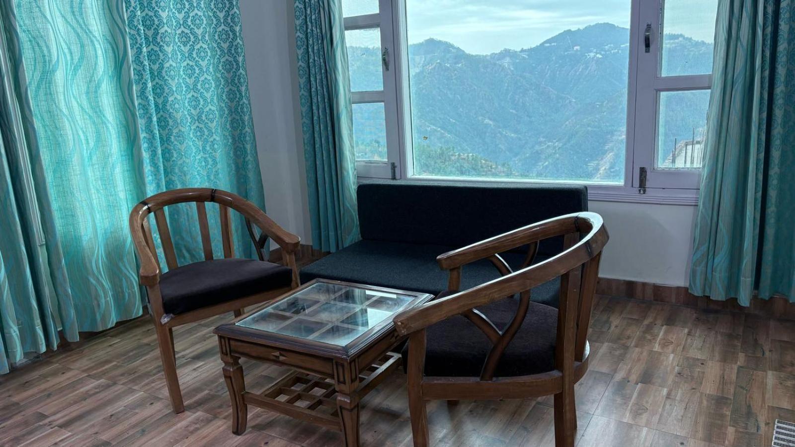 Hotel Staynest Mashobra With Balcony *