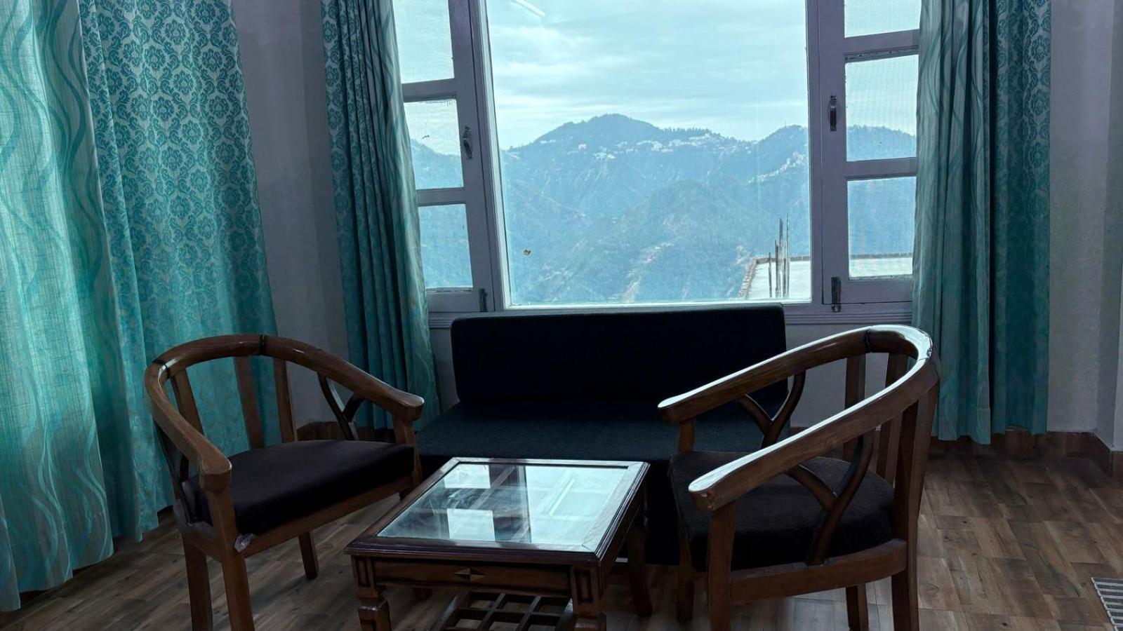 Staynest Mashobra With Balcony * Shimla