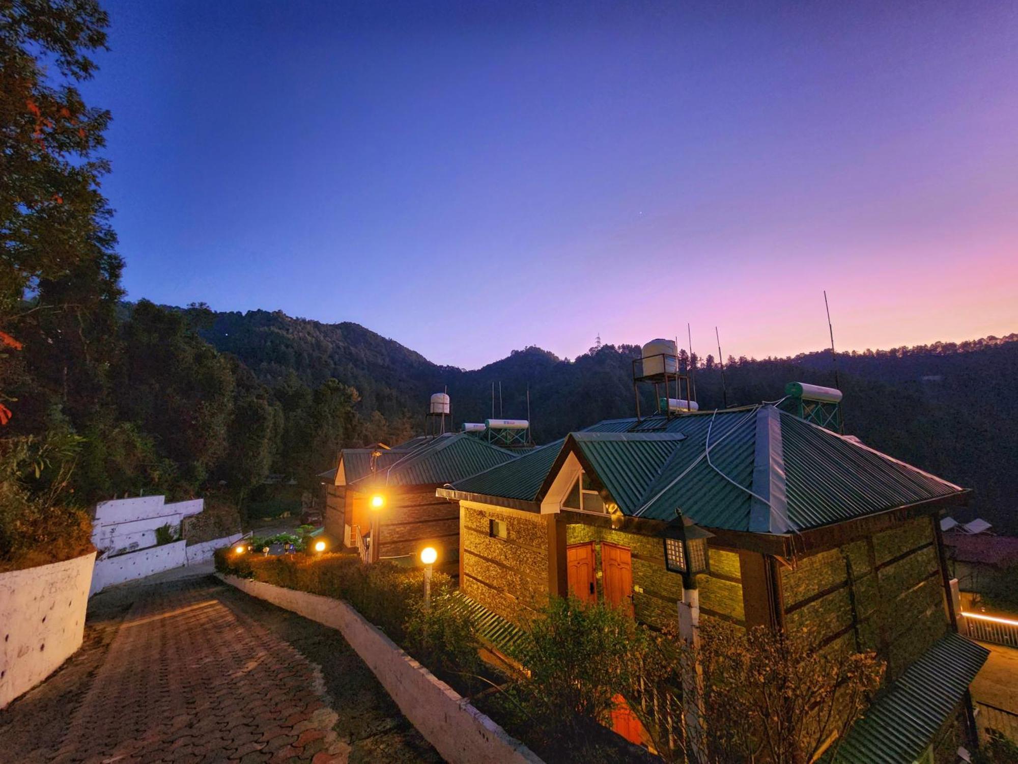 Resort Kamna Hill A Boutique 4*