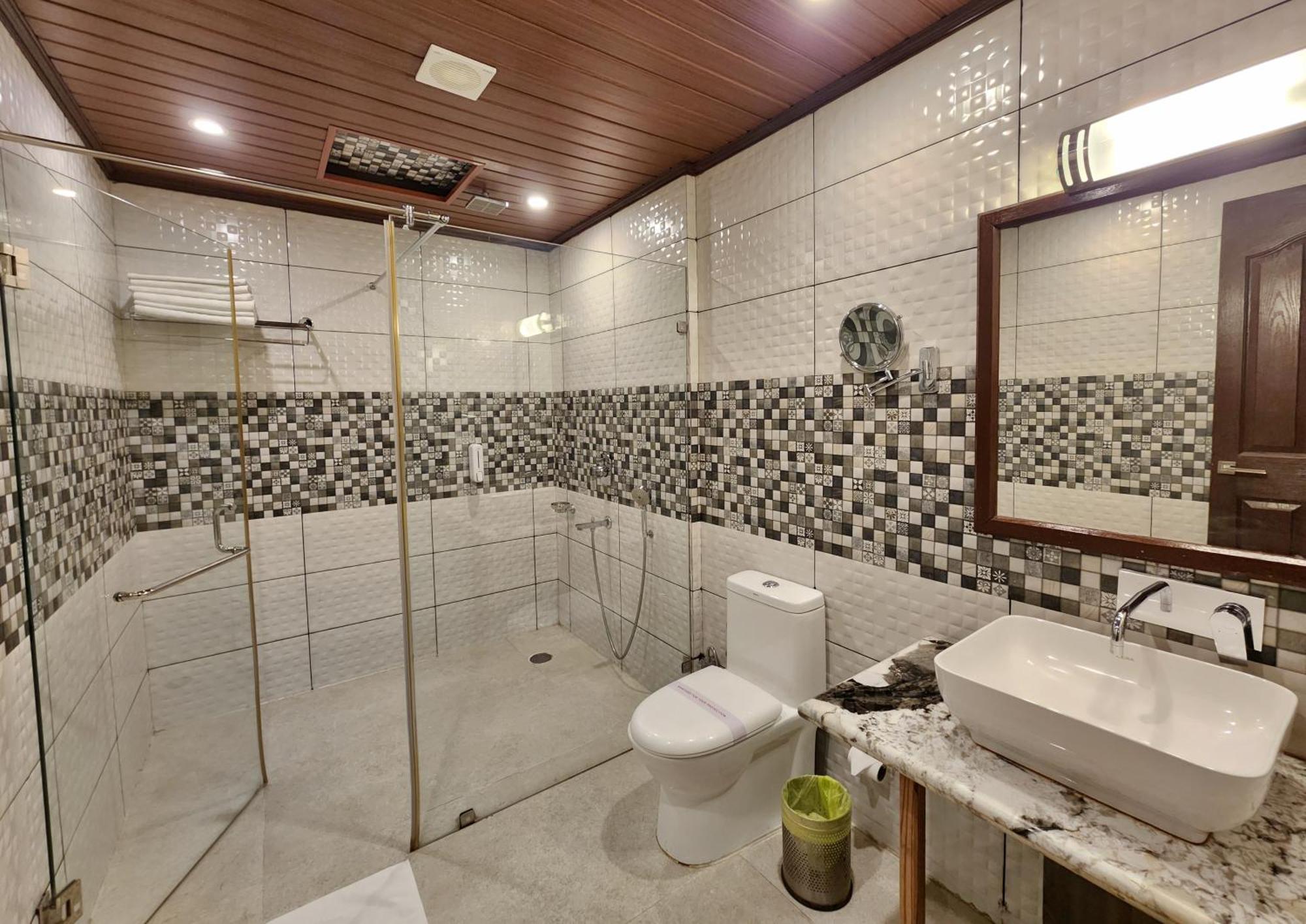 Resort Kamna Hill A Boutique Shimla