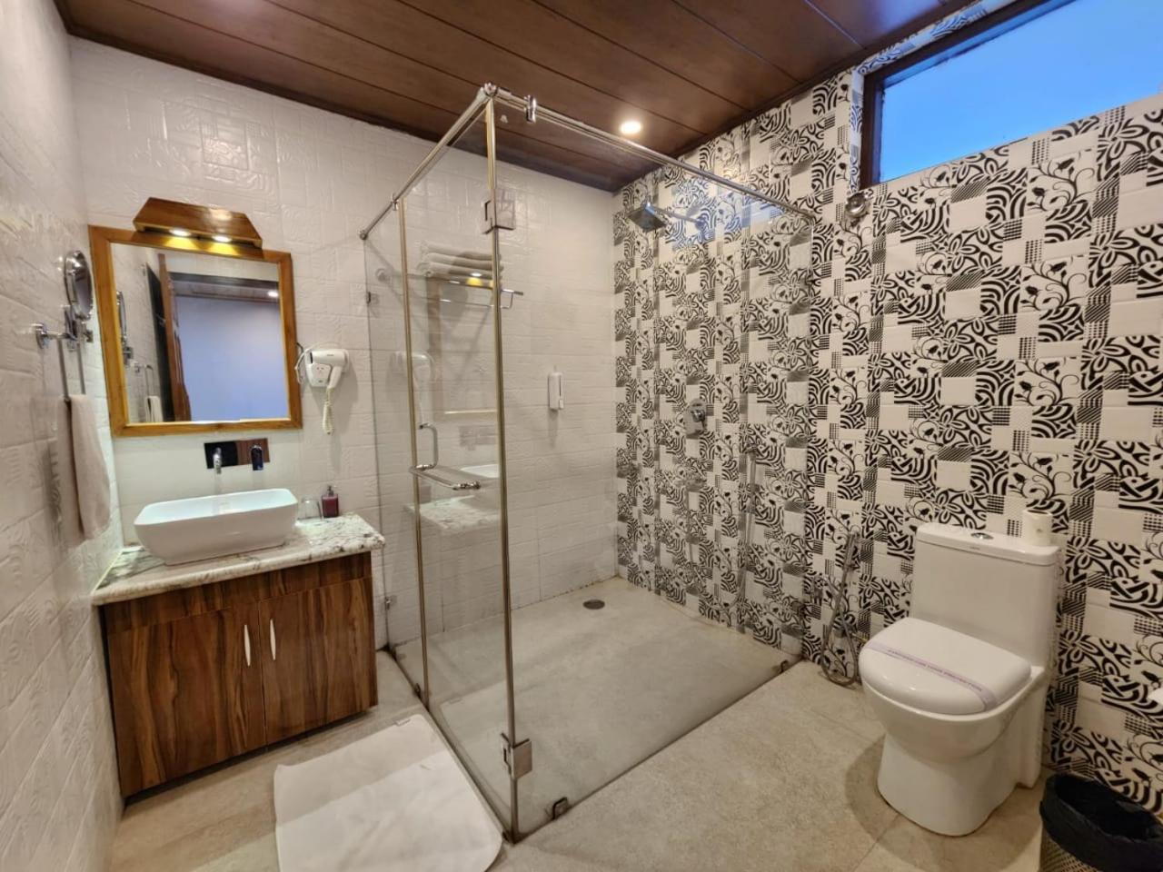 Kamna Hill A Boutique 4*
