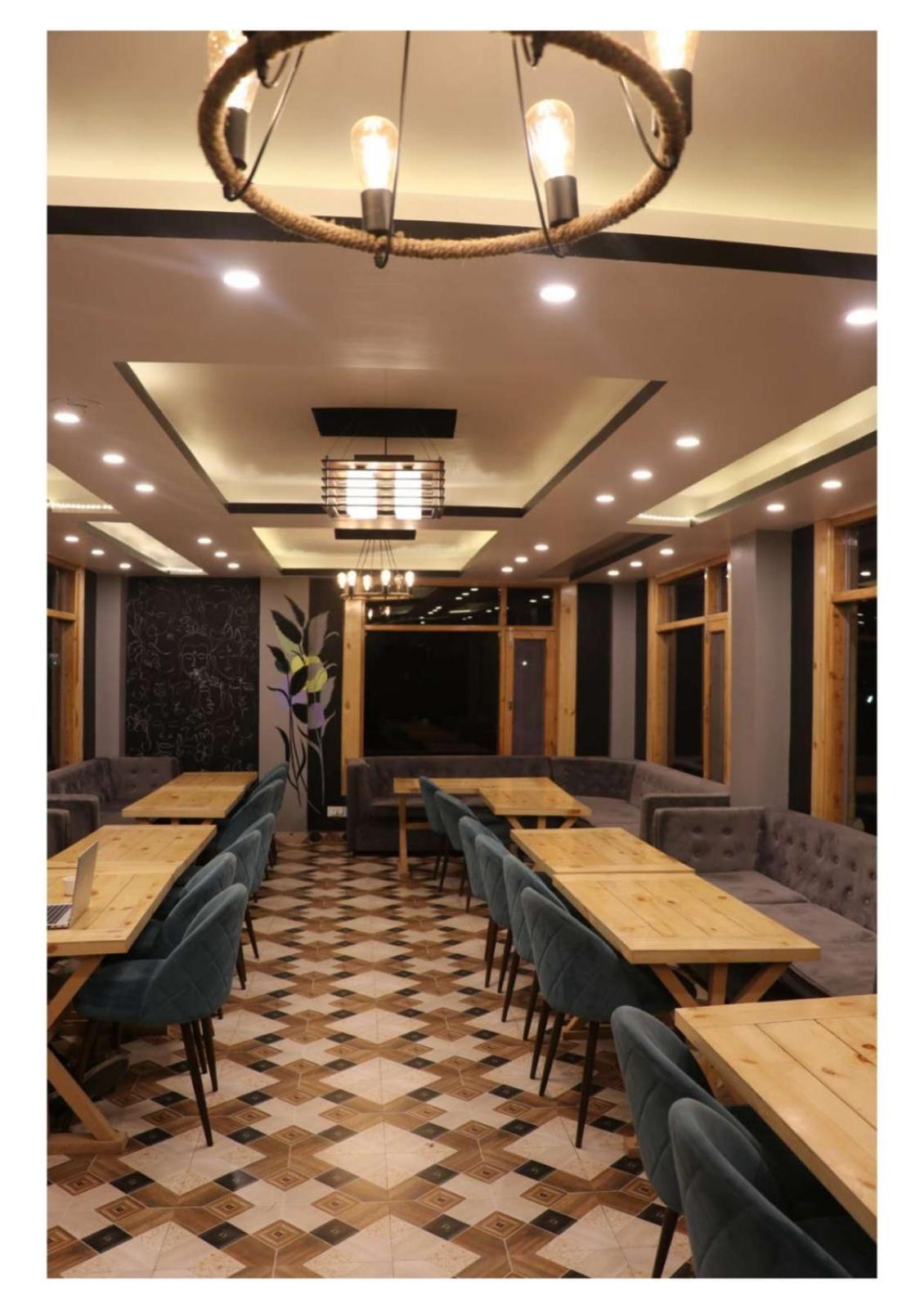 Uno Prime Hotel