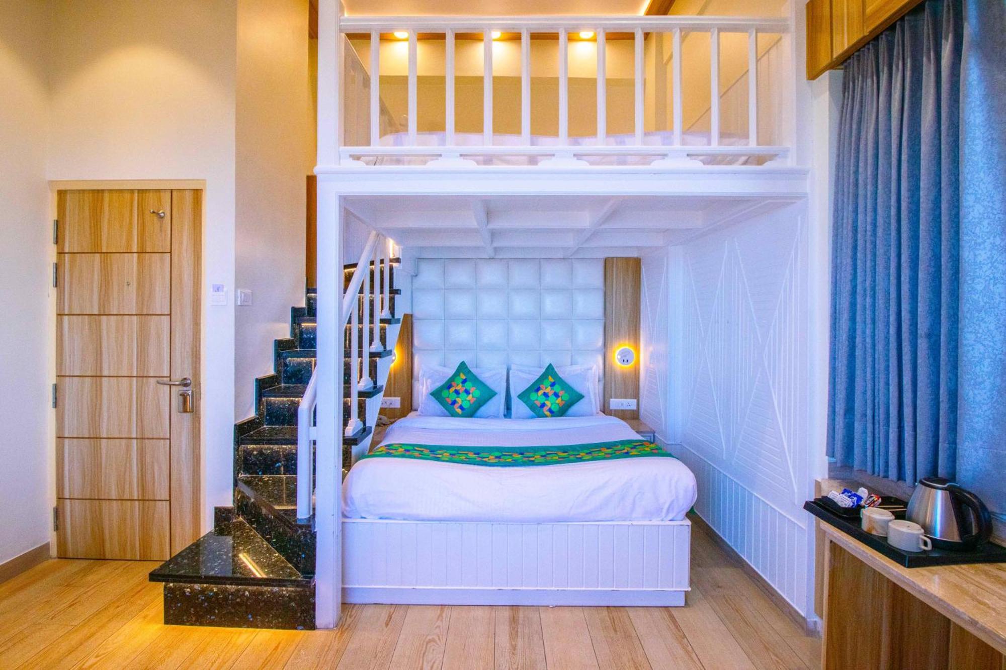 Treebo Varuna With Mountain View Hotel 3*
