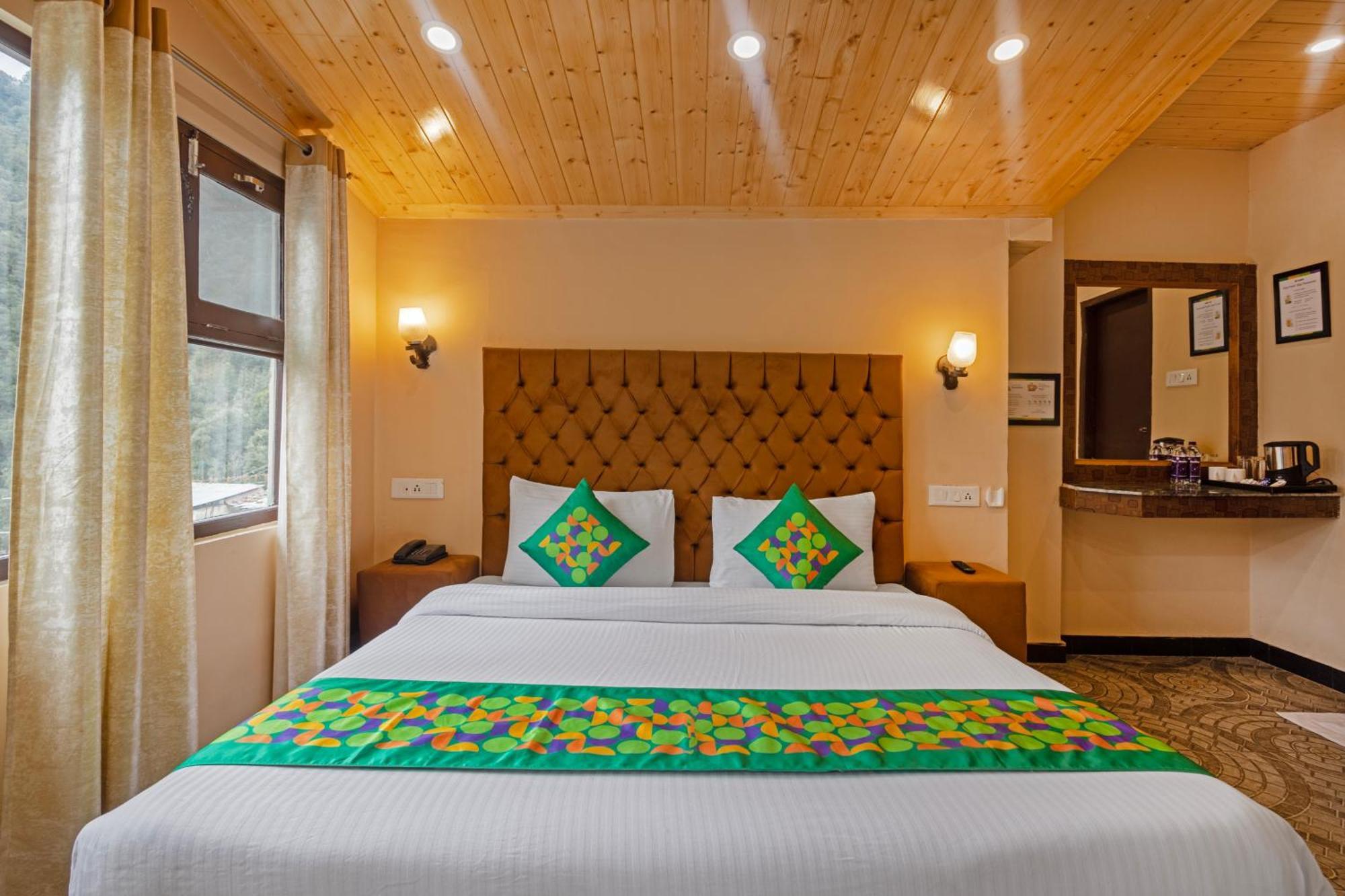 Hotel Treebo Lords Garden Glory With Valley View & Centralized Heating Shimla