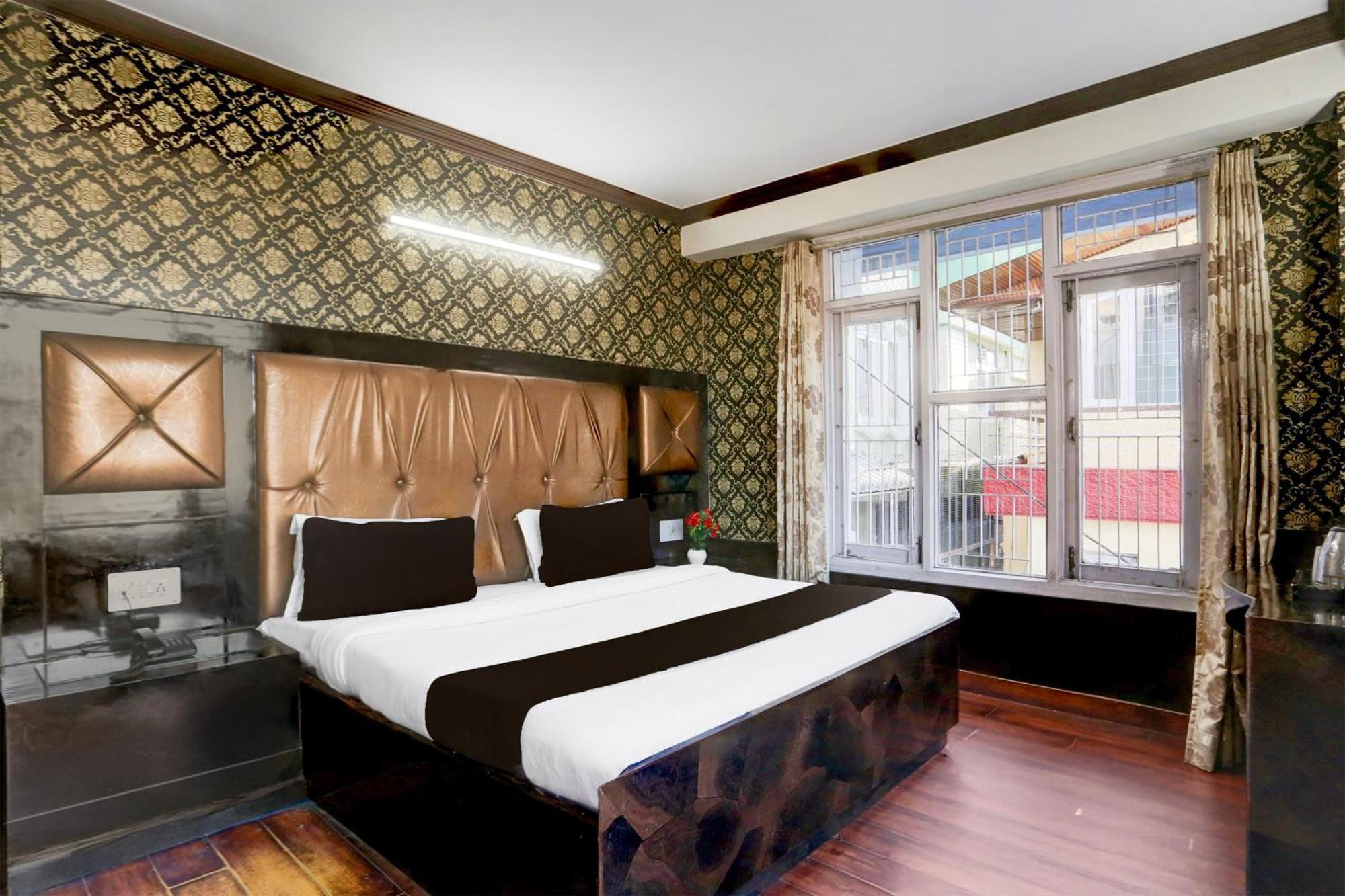 Hotel Super Collection O Mall Road Formerly Shubham Shimla