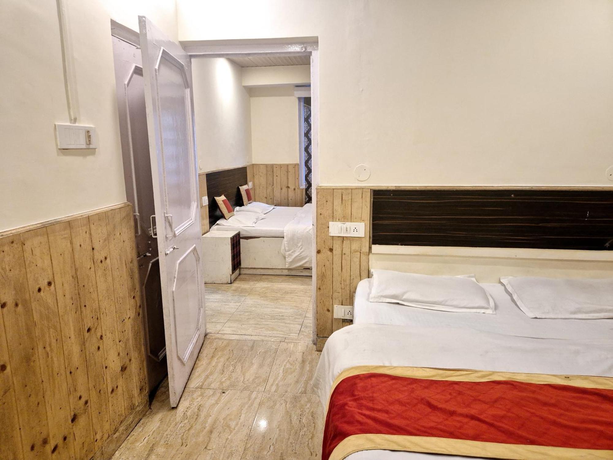 Shorya Family The Mall Bed & Breakfast Shimla