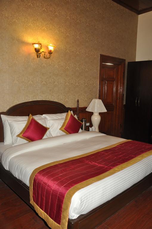 Southgate Hotel 3*