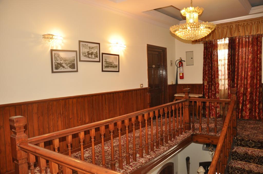 Hotel Southgate 3*