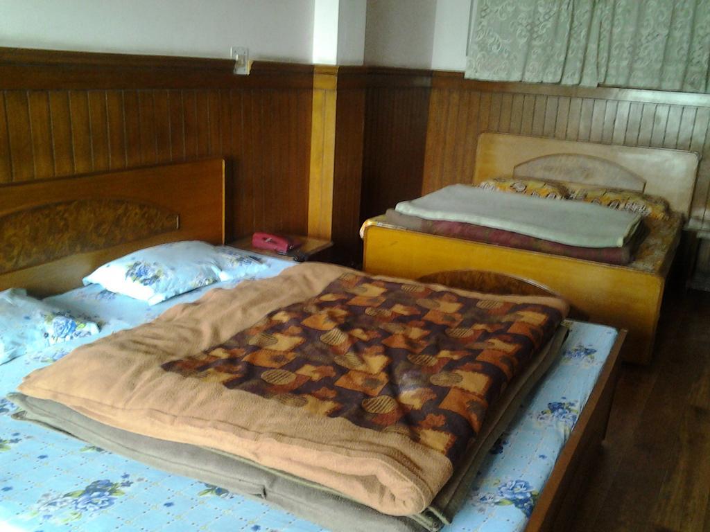 Hotel Sansar 3*