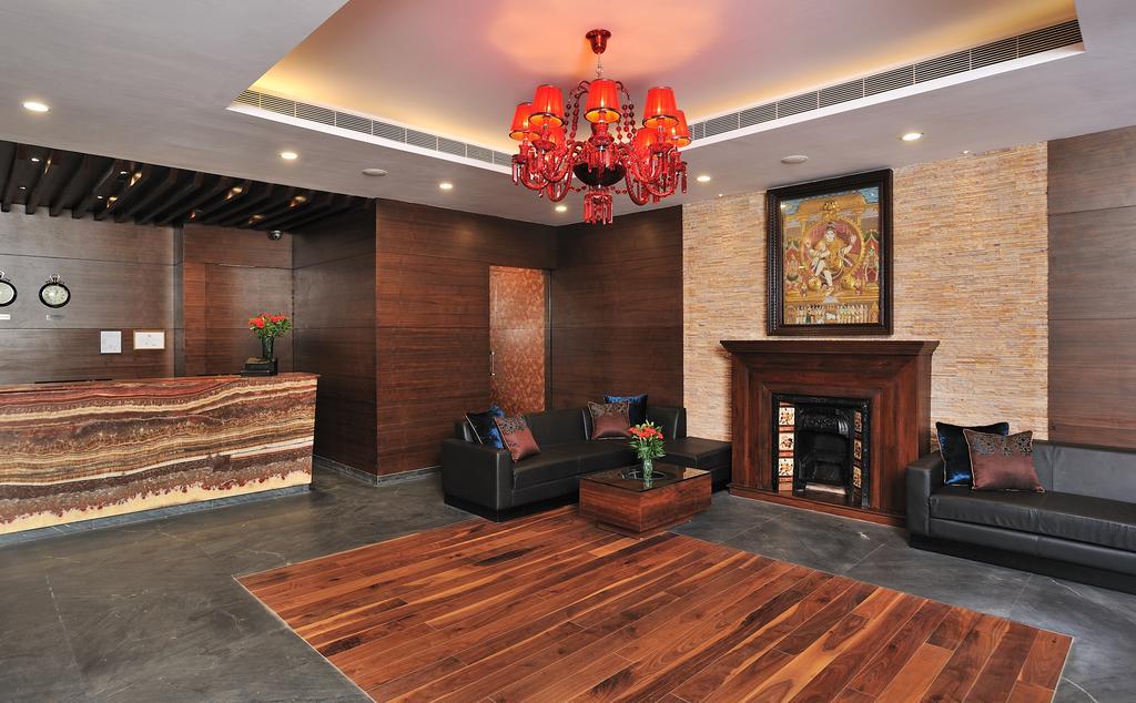 Hotel Marina- First Designer Boutique