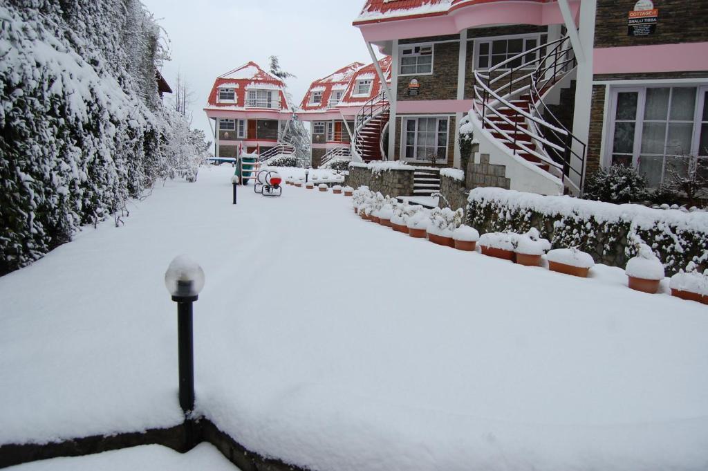Marigold Sarovar Portico Resort